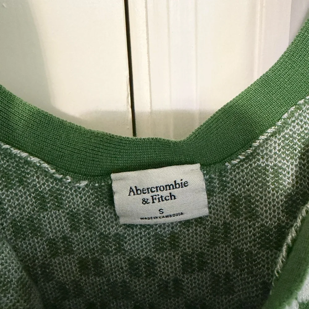 Abercrombie & Fitch Green and Cream Checker Knit Tank - Picture 4 of 4